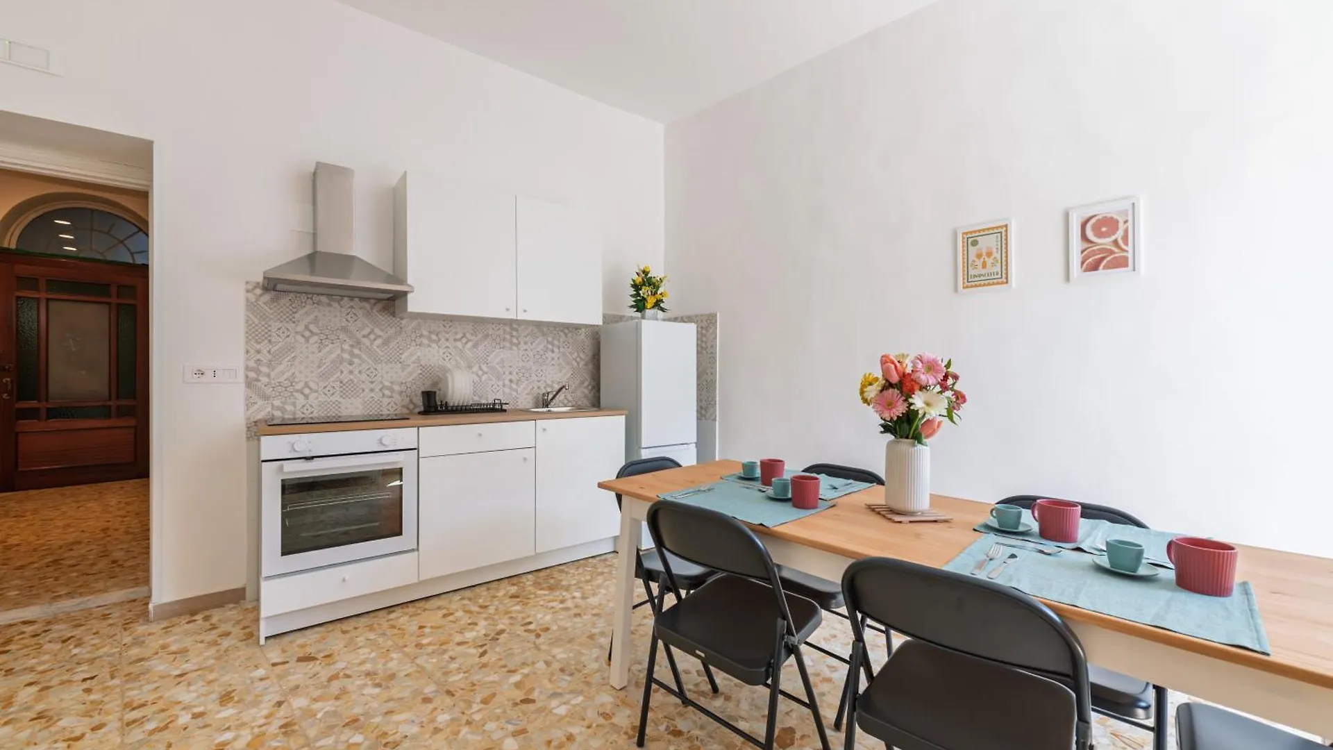 Casa Luce Del Sole Apartment Naples Italy